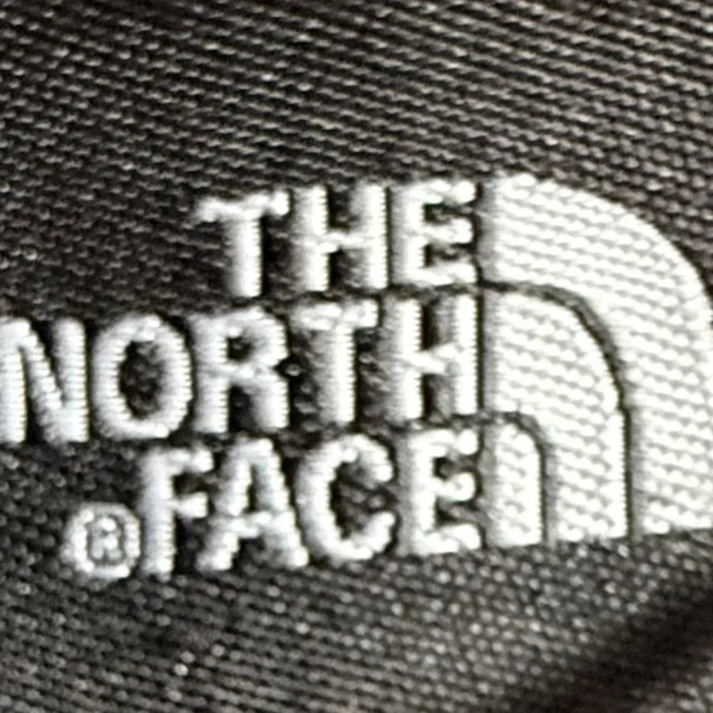 The North Face Mens Medium Fleece Jacket Black Full Zip‎ Windwall Layered Black